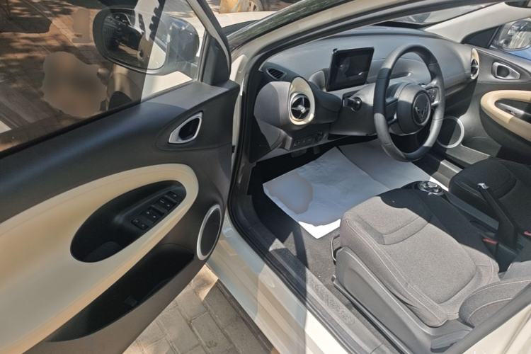 Used Wuling Bingo 2023 203km Light Edition Driver Seat