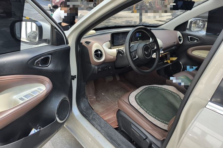 Used Wuling Bingo 2023 203km Comfort Edition Driver Seat