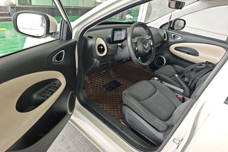 Used Wuling Bingo 2023 203km Light Edition Driver Seat