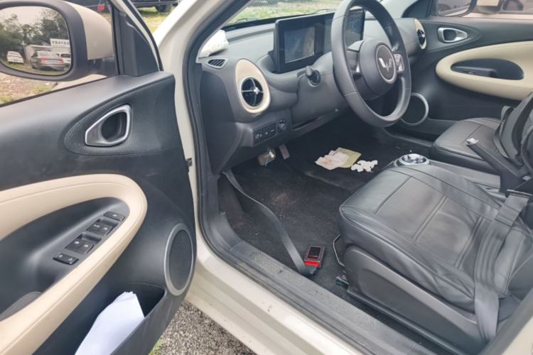 Used Wuling Bingo 2023 333 km Fast-Share Version Driver Seat