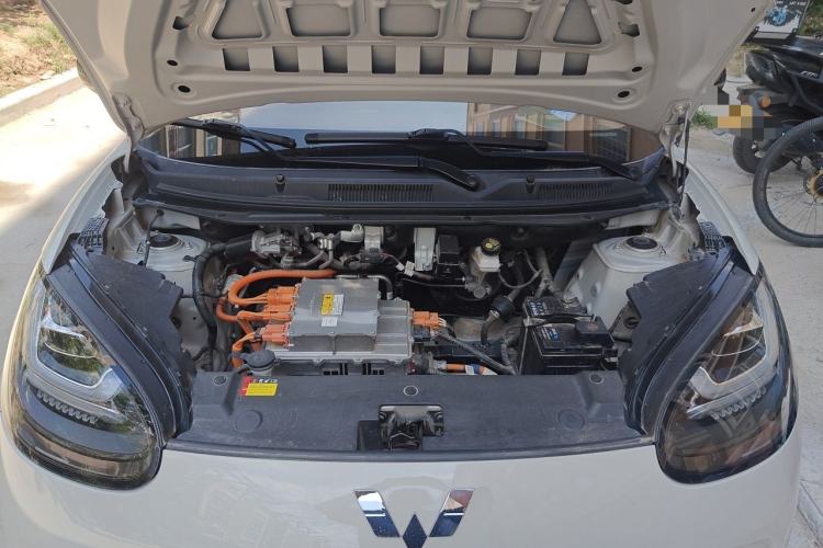 Used Wuling Bingo 2023 203km Comfort Edition Engine Bay