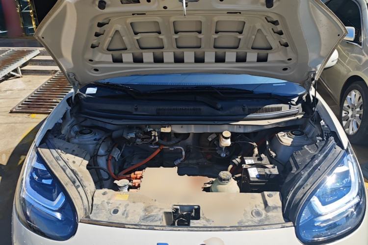 Used Wuling Bingo 2023 333 km Fast-Share Version Engine Bay