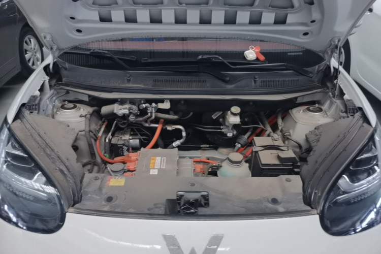 Used Wuling Bingo 2023 333 km Lingxi Connected+ Version Engine Bay