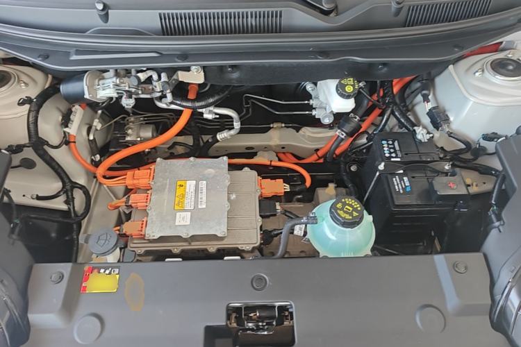 Used Wuling Bingo 2023 333 km Enjoyment Version Engine Bay