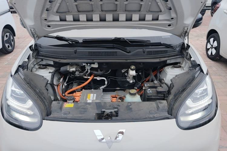 Used Wuling Bingo 2023 333 km Lingxi Connected+ Version Engine Bay