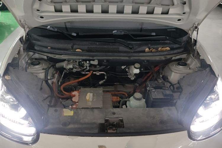 Used Wuling Bingo 2023 333 km Enjoyment Version Engine Bay