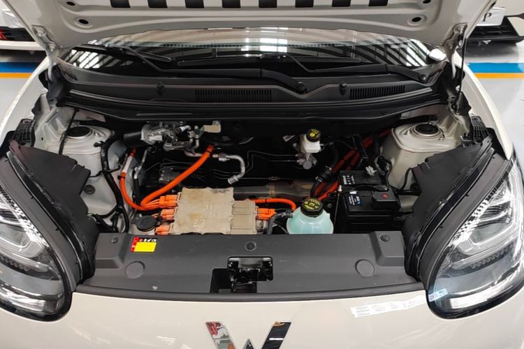 Used Wuling Bingo 2023 333 km Lingxi Connected Version Engine Bay