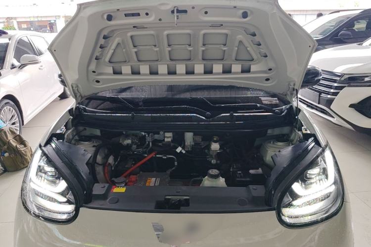 Used Wuling Bingo 2023 410 km Lingxi Deluxe Edition Engine Bay