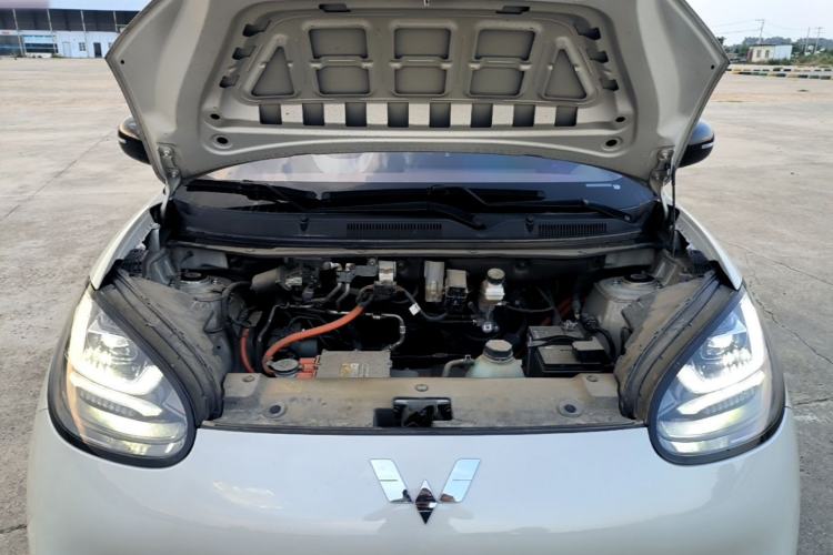 Used Wuling Bingo 2023 333 km Lingxi Connected+ Version Engine Bay