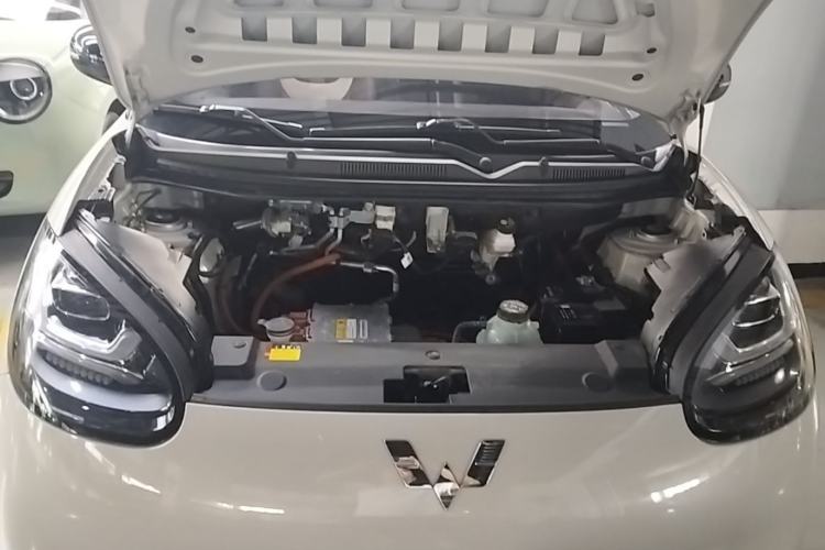 Used Wuling Bingo 2023 333 km Fast-Share Version Engine Bay