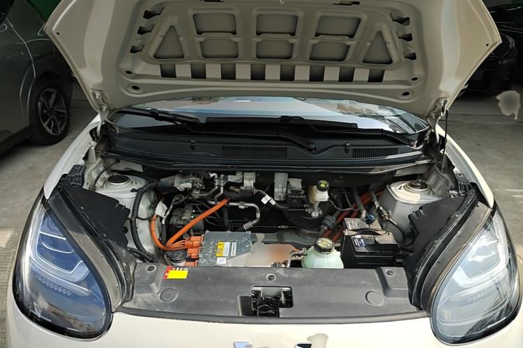Used Wuling Bingo 2023 410 km Lingxi Deluxe Edition Engine Bay