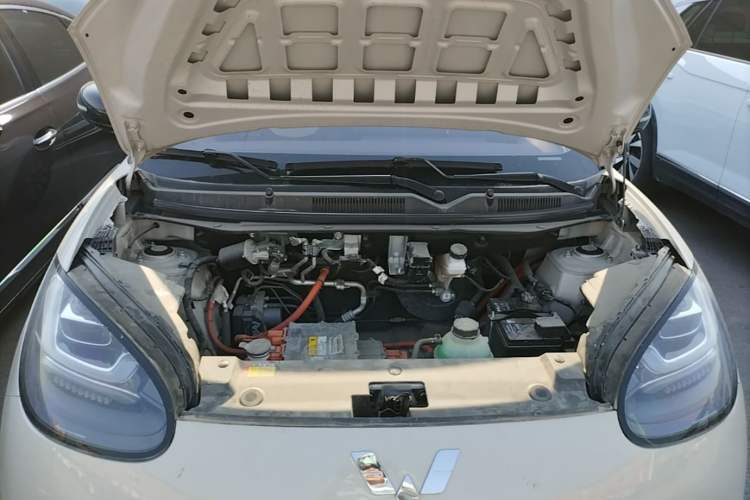 Used Wuling Bingo 2023 410 km Lingxi Deluxe Edition Engine Bay