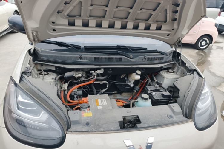 Used Wuling Bingo 2023 333 km Lingxi Connected+ Version Engine Bay