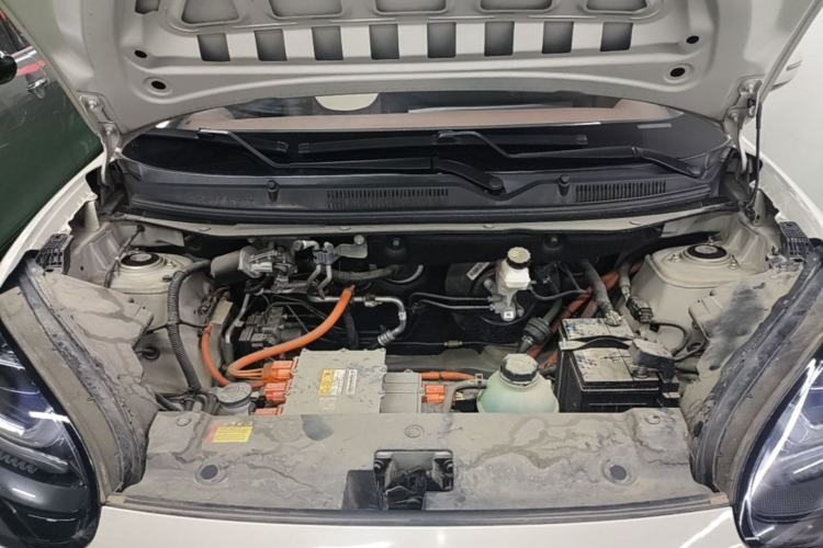 Used Wuling Bingo 2023 333 km Lingxi Connected+ Version Engine Bay