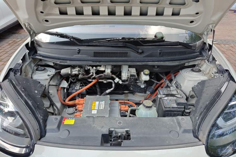 Used Wuling Bingo 2023 410 km Lingxi Deluxe Edition Engine Bay
