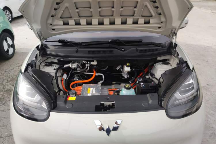 Used Wuling Bingo 2023 333 km Enjoyment Version Engine Bay