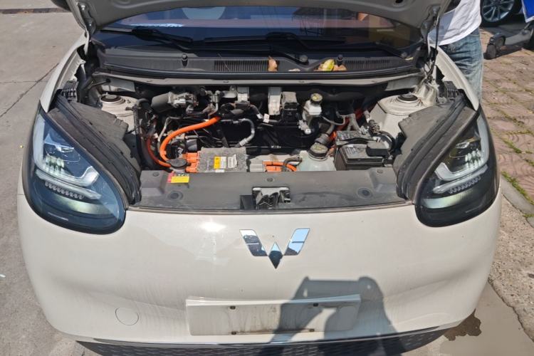 Used Wuling Bingo 2023 333 km Lingxi Connected+ Version Engine Bay