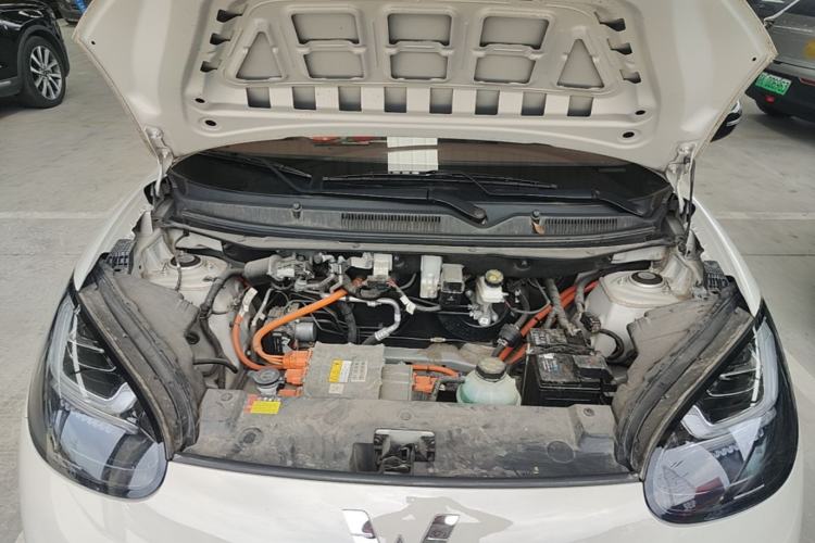 Used Wuling Bingo 2023 333 km Enjoyment Version Engine Bay