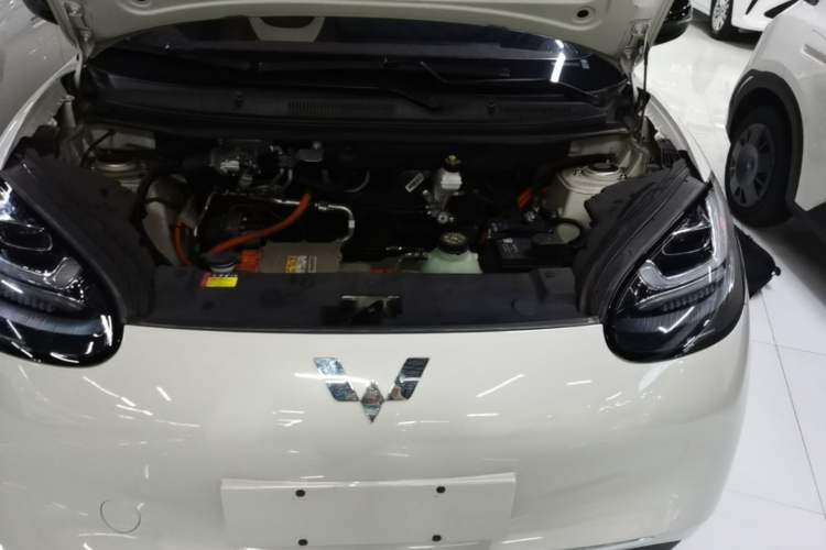 Used Wuling Bingo 2023 333 km Lingxi Connected+ Version Engine Bay