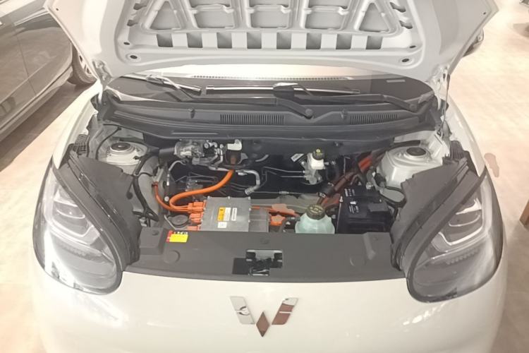 Used Wuling Bingo 2023 333 km Lingxi Connected Version Engine Bay