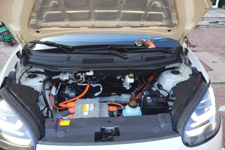 Used Wuling Bingo 2023 333 km Lingxi Connected+ Version Engine Bay
