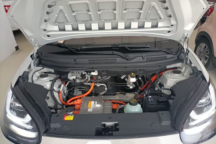 Used Wuling Bingo 2023 333 km Lingxi Connected Version Engine Bay