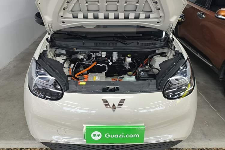 Used Wuling Bingo 2023 333 km Lingxi Connected+ Version Engine Bay