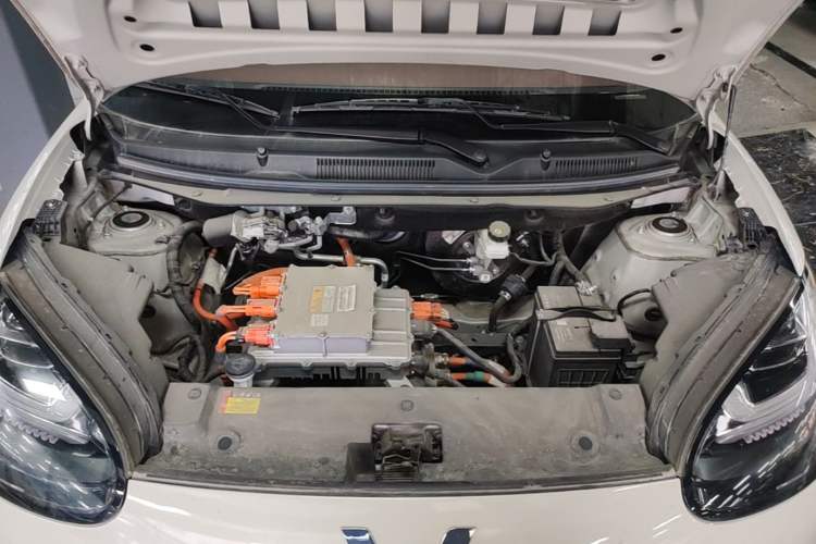 Used Wuling Bingo 2023 203km Comfort Edition Engine Bay