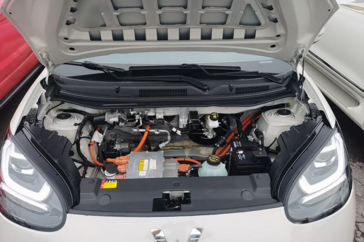 Used Wuling Bingo 2023 333 km Fast-Share Version Engine Bay