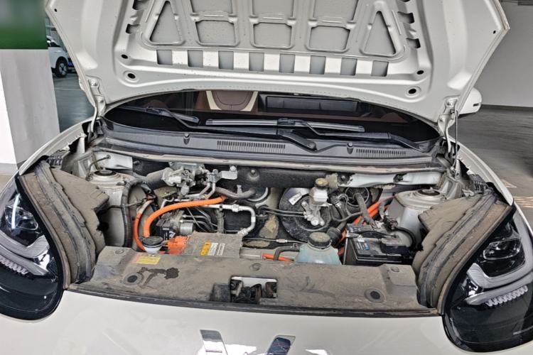 Used Wuling Bingo 2023 333 km Enjoyment Version Engine Bay