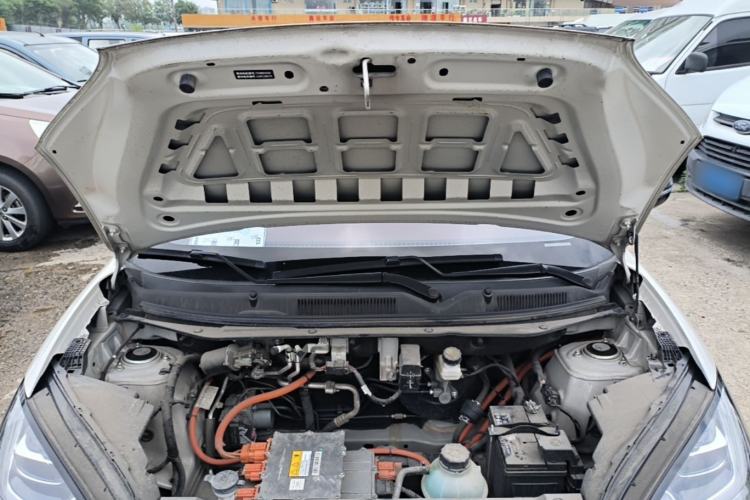 Used Wuling Bingo 2023 410 km Lingxi Deluxe Edition Engine Bay