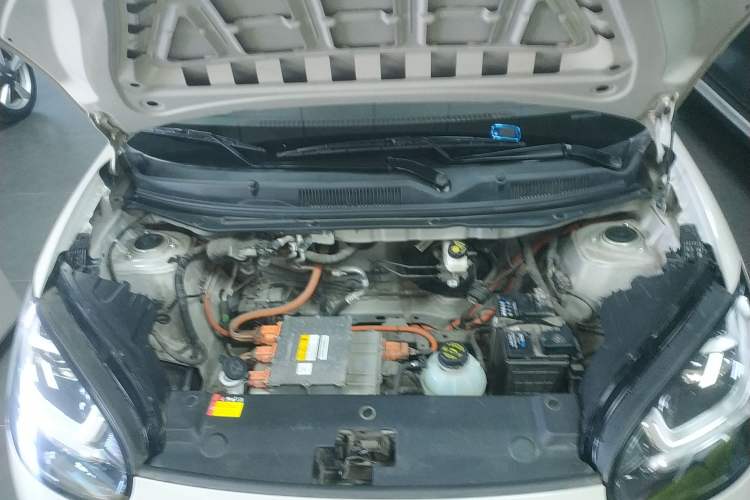 Used Wuling Bingo 2023 333 km Fast-Share Version Engine Bay