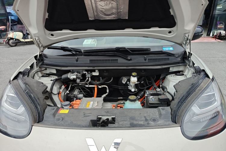 Used Wuling Bingo 2023 333 km Lingxi Connected+ Version Engine Bay