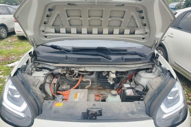 Used Wuling Bingo 2023 333 km Fast-Share Version Engine Bay