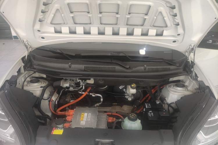 Used Wuling Bingo 2023 333 km Fast-Share Version Engine Bay