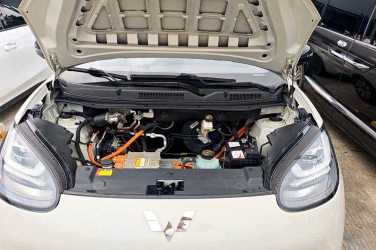 Used Wuling Bingo 2023 333 km Lingxi Connected+ Version Engine Bay