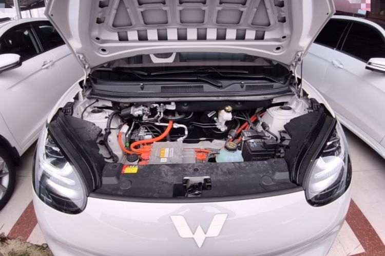 Used Wuling Bingo 2023 333 km Lingxi Connected+ Version Engine Bay