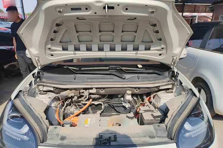 Used Wuling Bingo 2023 333 km Lingxi Connected+ Version Engine Bay
