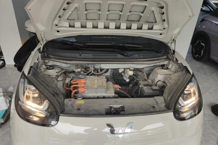 Used Wuling Bingo 2023 203km Light Edition Engine Bay