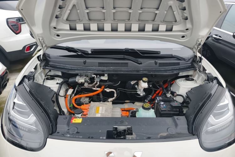 Used Wuling Bingo 2023 333 km Lingxi Connected Version Engine Bay
