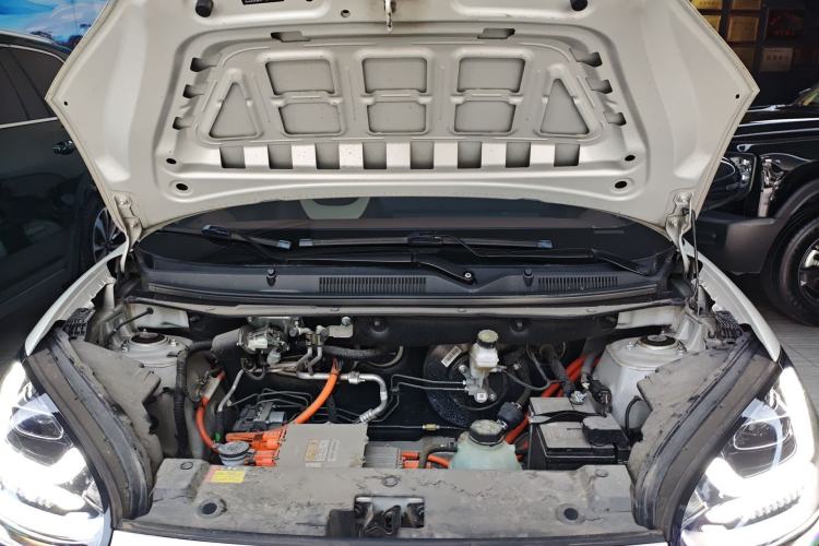 Used Wuling Bingo 2023 333 km Lingxi Connected Version Engine Bay