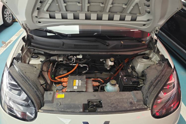 Used Wuling Bingo 2023 333 km Lingxi Connected Version Engine Bay