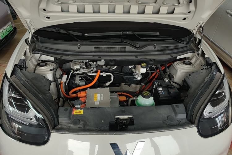 Used Wuling Bingo 2023 333 km Lingxi Connected+ Version Engine Bay