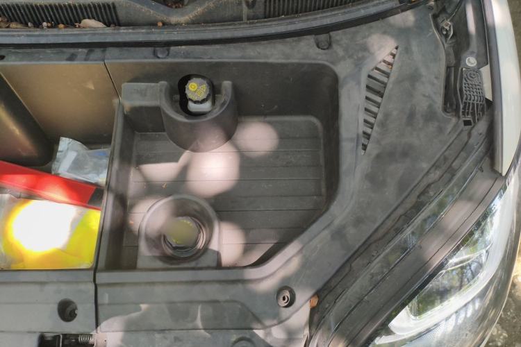 Used Wuling Bingo 2023 333 km Lingxi Connected+ Version Engine Bay Left