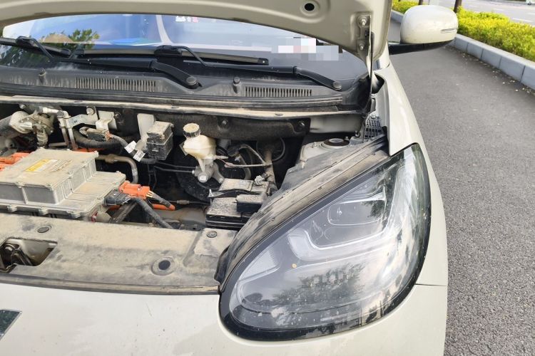 Used Wuling Bingo 2023 203km Comfort Edition Engine Bay Left