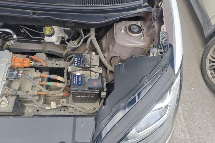 Used Wuling Bingo 2023 203km Comfort Edition Engine Bay Left