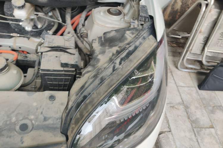 Used Wuling Bingo 2023 333 km Lingxi Connected Version Engine Bay Left