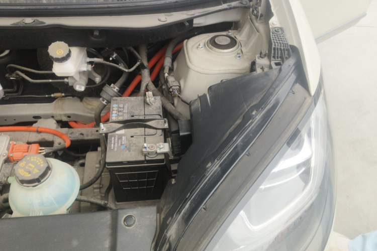 Used Wuling Bingo 2023 333 km Lingxi Connected+ Version Engine Bay Left