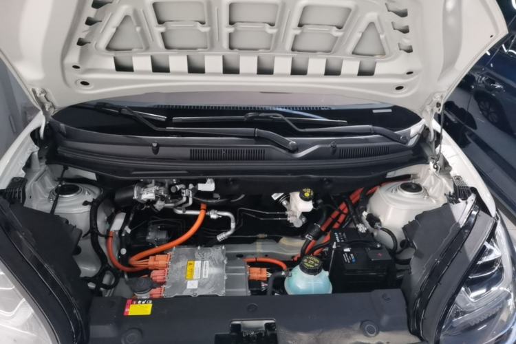 Used Wuling Bingo 2023 333 km Lingxi Connected Version Engine Bay