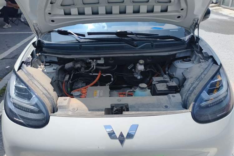 Used Wuling Bingo 2023 333 km Lingxi Connected Version Engine Bay